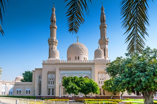 Jumeirah Mosque in Dubai, a key landmark for Friday prayers and cultural traditions in the city